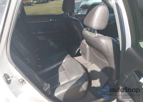 2010 Infiniti M35 z USA, uszkodzony, nr VIN JN1CY0AP2AM911543